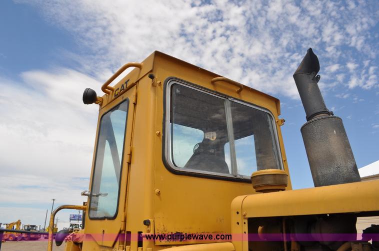 image for item A5974 1973 Caterpillar 950 wheel loader