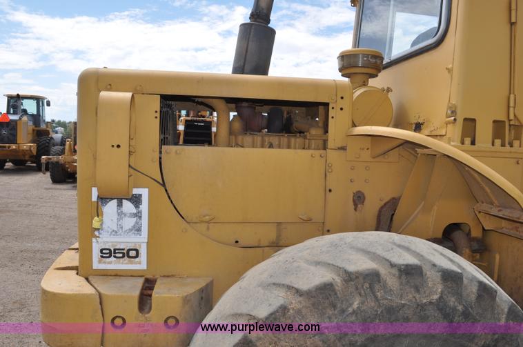 image for item A5974 1973 Caterpillar 950 wheel loader