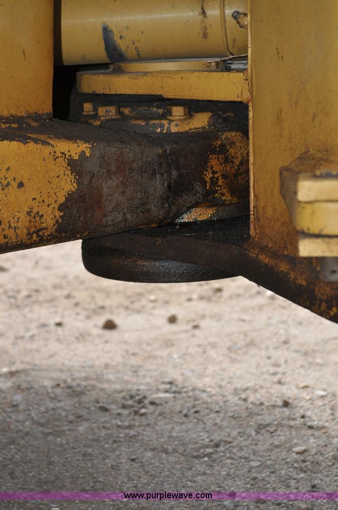 image for item A5974 1973 Caterpillar 950 wheel loader