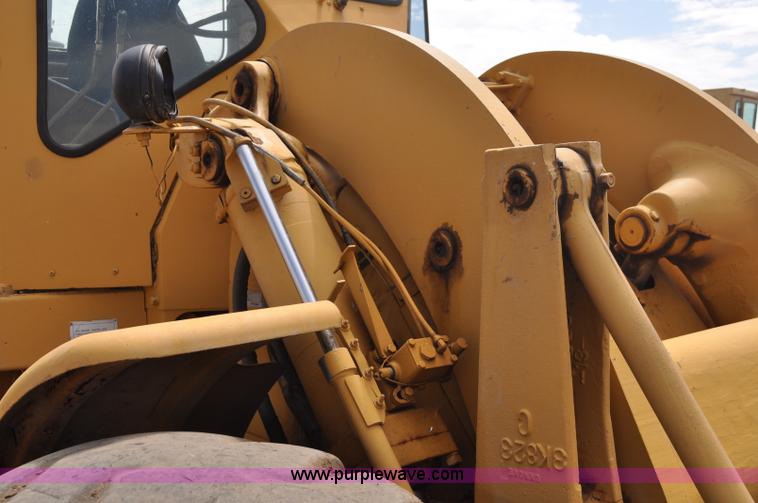 image for item A5974 1973 Caterpillar 950 wheel loader