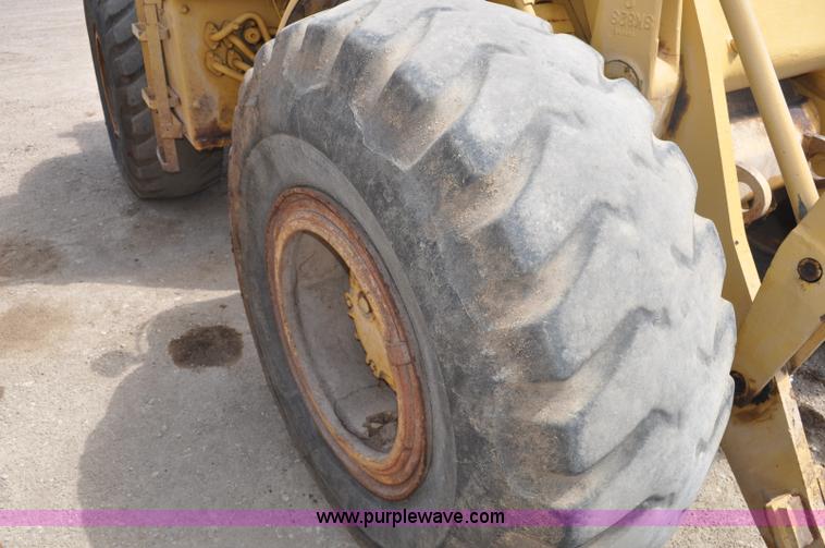 image for item A5974 1973 Caterpillar 950 wheel loader