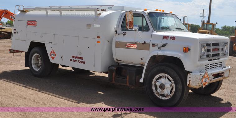 image for item A5975 1986 GMC 7000 fuel truck