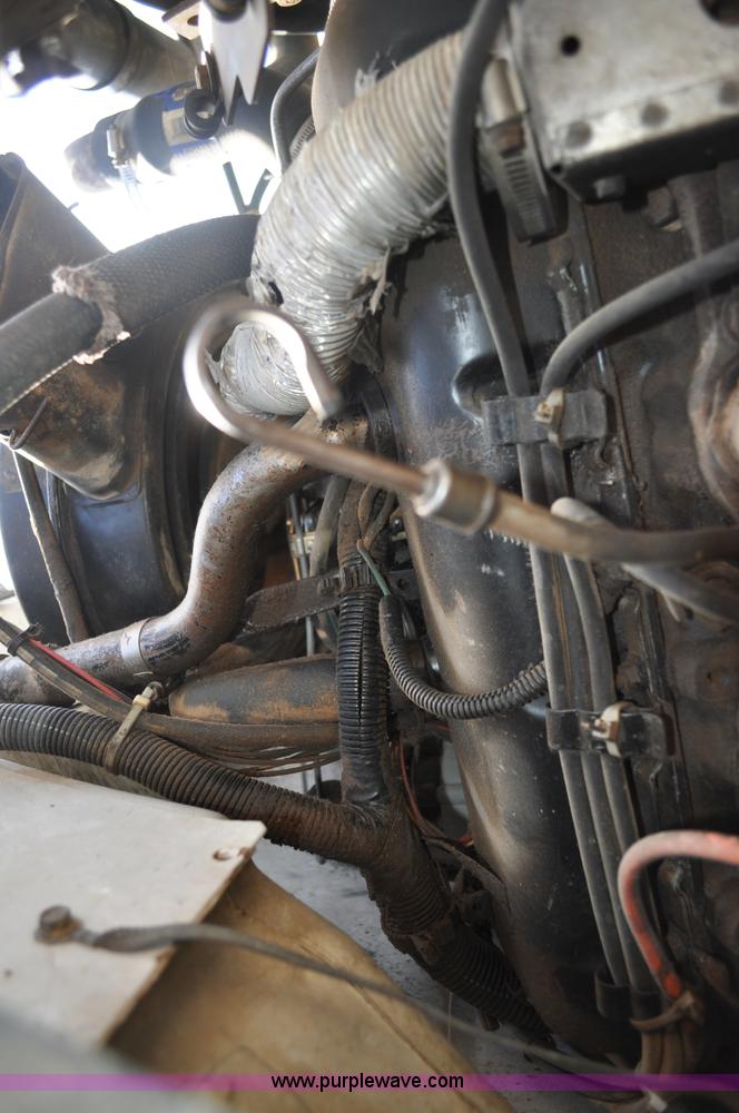 image for item A5975 1986 GMC 7000 fuel truck