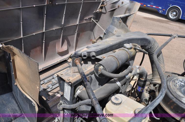 image for item A5975 1986 GMC 7000 fuel truck