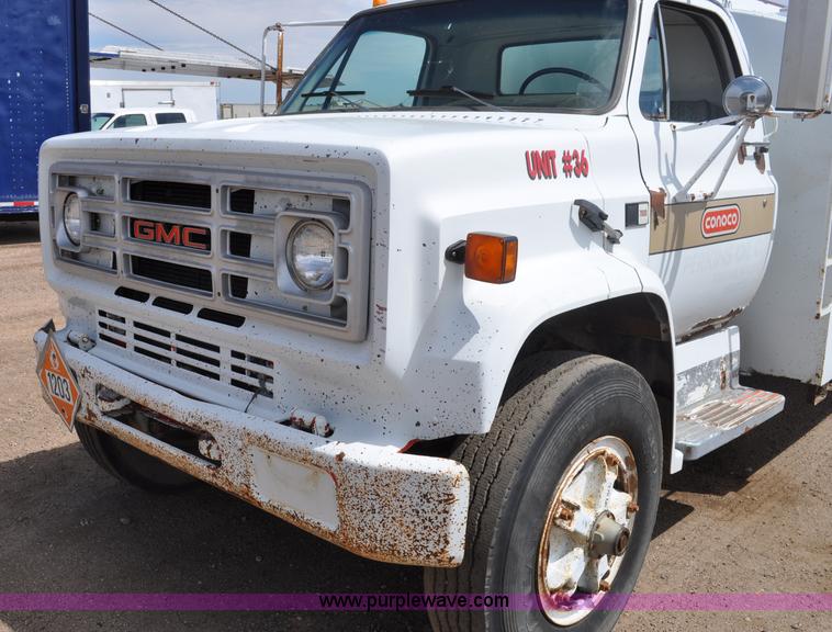 image for item A5975 1986 GMC 7000 fuel truck