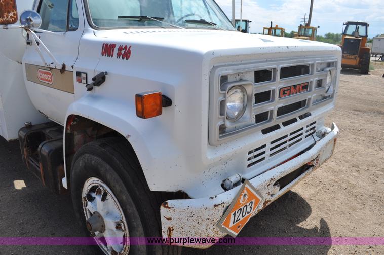 image for item A5975 1986 GMC 7000 fuel truck
