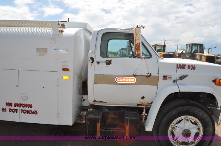 image for item A5975 1986 GMC 7000 fuel truck