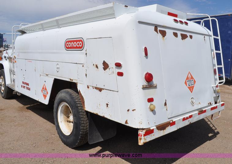 image for item A5975 1986 GMC 7000 fuel truck