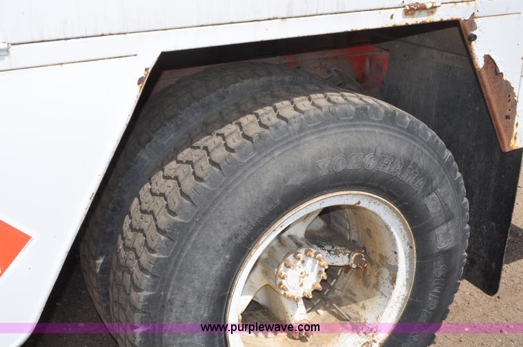 image for item A5975 1986 GMC 7000 fuel truck