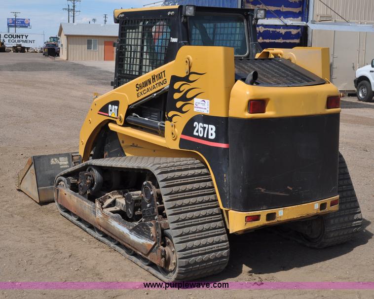 image for item A5976 2005 Caterpillar 267B track skid steer