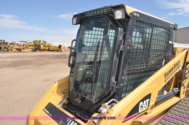 image for item A5976 2005 Caterpillar 267B track skid steer