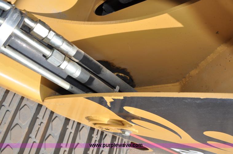 image for item A5976 2005 Caterpillar 267B track skid steer