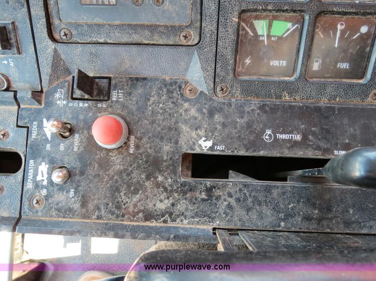 image for item B2462 1993 Case IH 1688 combine