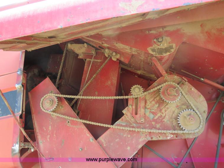 image for item B2462 1993 Case IH 1688 combine