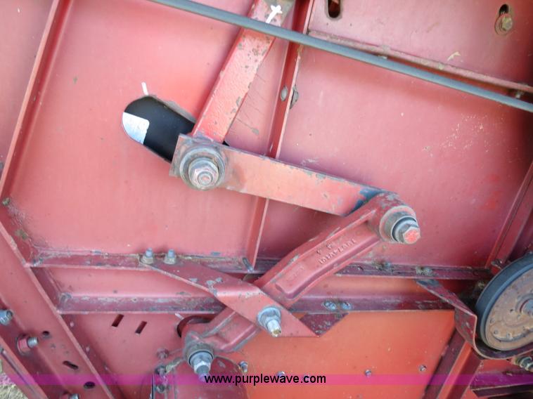 image for item B2462 1993 Case IH 1688 combine