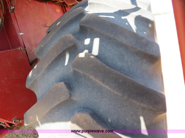 image for item B2462 1993 Case IH 1688 combine