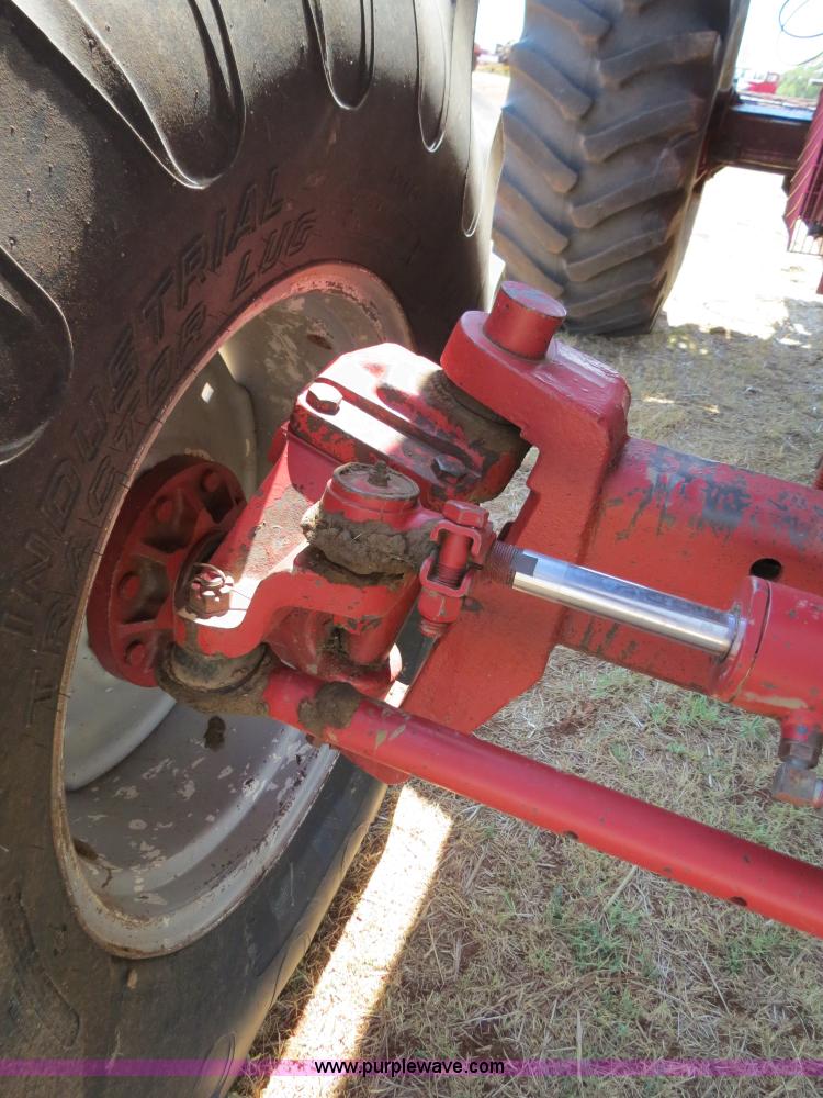 image for item B2462 1993 Case IH 1688 combine