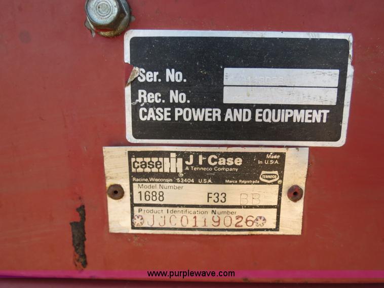 image for item B2462 1993 Case IH 1688 combine