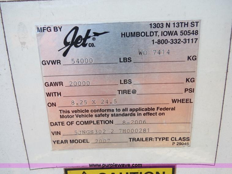 image for item B2463 2007 Jet double hopper grain trailer