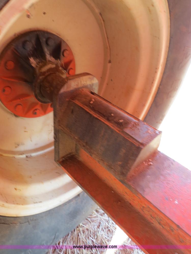 image for item B2466 Killbros 1600 grain cart