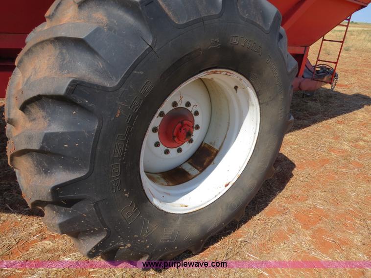 image for item B2466 Killbros 1600 grain cart