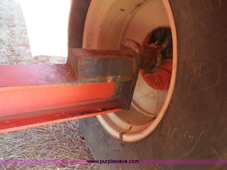 image for item B2466 Killbros 1600 grain cart