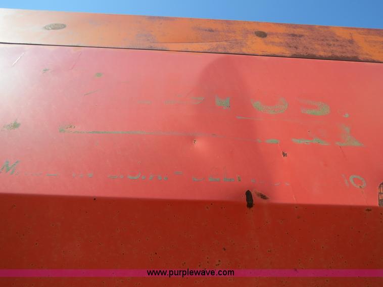 image for item B2466 Killbros 1600 grain cart