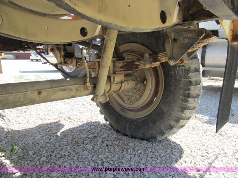 image for item B2794 400 gallon portable water tank