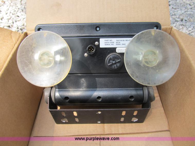 image for item B2812 2006 Hesston 956A round baler