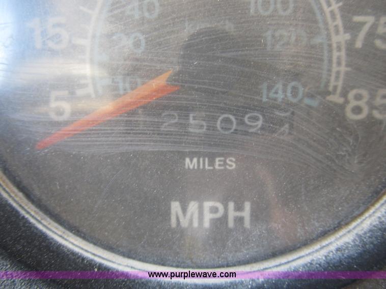 image for item B2824 1980 International 2554 manure spreader truck