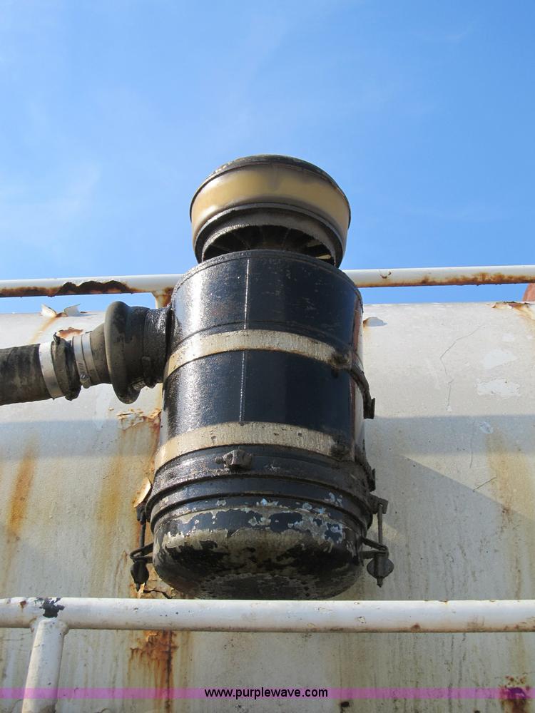 image for item B2825 Ag-Chem TerraGator 2505 floater