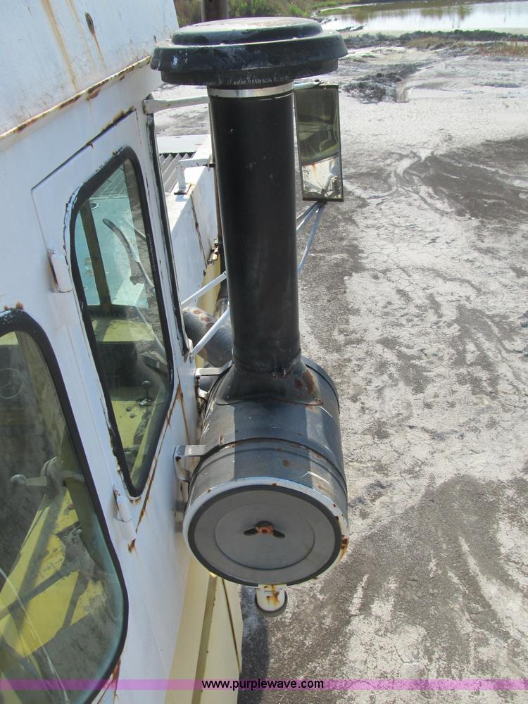 image for item B2825 Ag-Chem TerraGator 2505 floater