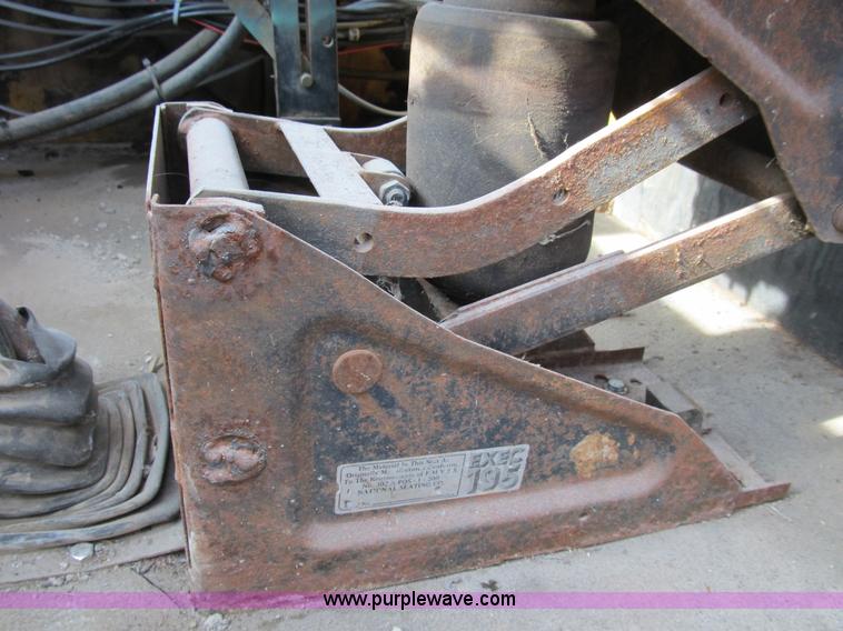 image for item B2825 Ag-Chem TerraGator 2505 floater