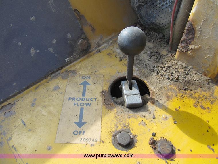 image for item B2825 Ag-Chem TerraGator 2505 floater