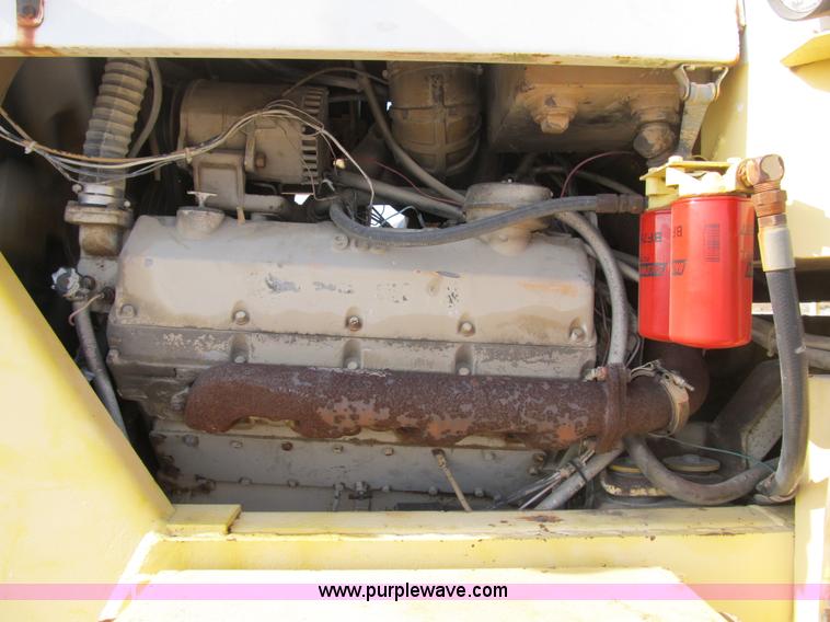 image for item B2825 Ag-Chem TerraGator 2505 floater