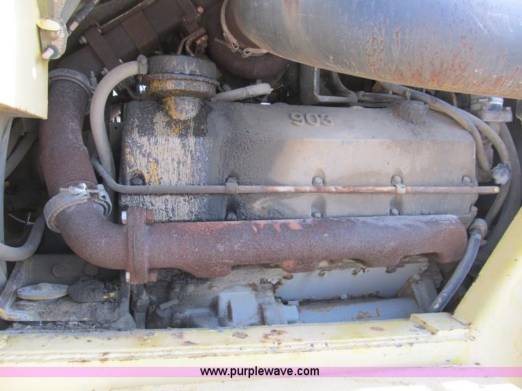 image for item B2825 Ag-Chem TerraGator 2505 floater