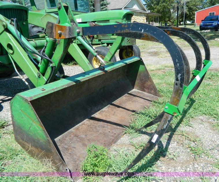 image for item B3821 1965 John Deere 4020 tractor