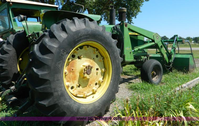 image for item B3821 1965 John Deere 4020 tractor