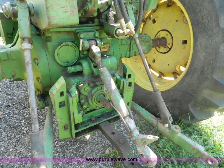 image for item B3821 1965 John Deere 4020 tractor