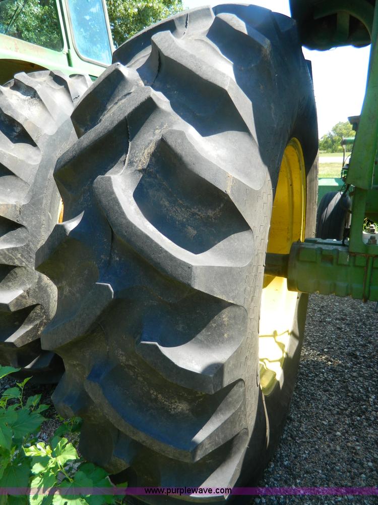 image for item B3821 1965 John Deere 4020 tractor