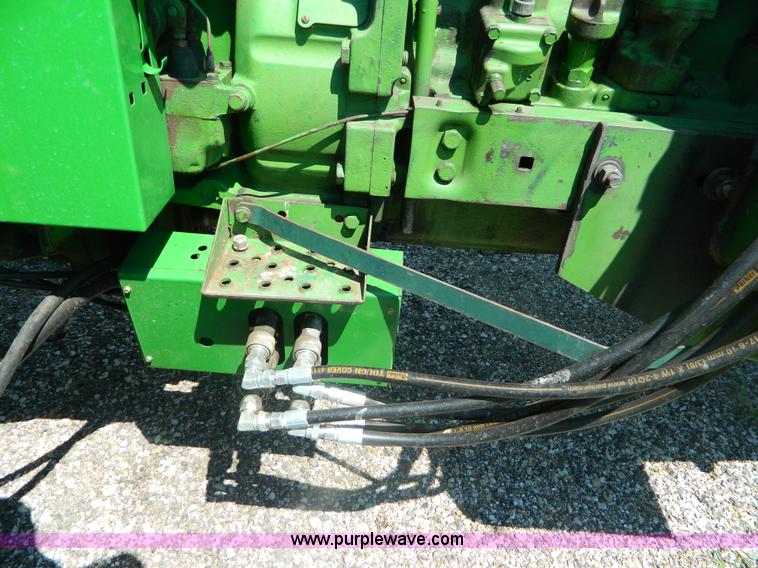 image for item B3821 1965 John Deere 4020 tractor