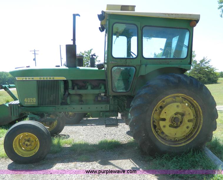 image for item B3822 1970 John Deere 4020 T213P tractor