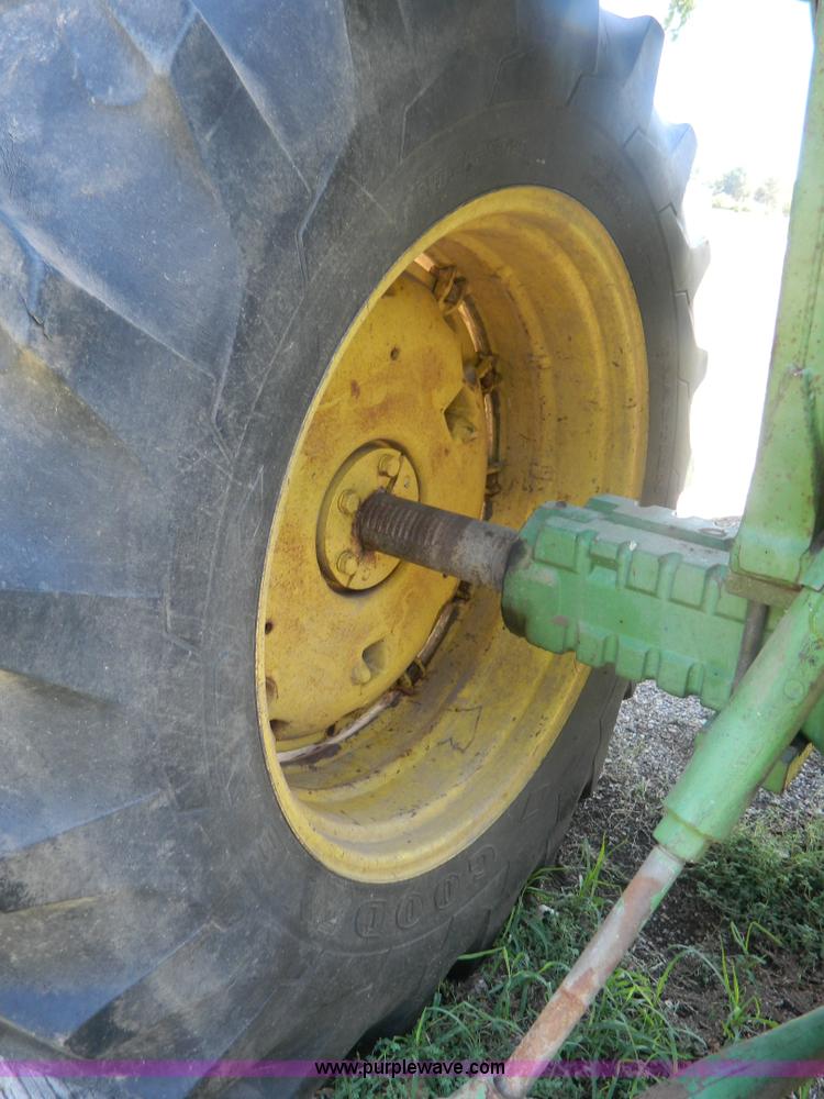 image for item B3822 1970 John Deere 4020 T213P tractor