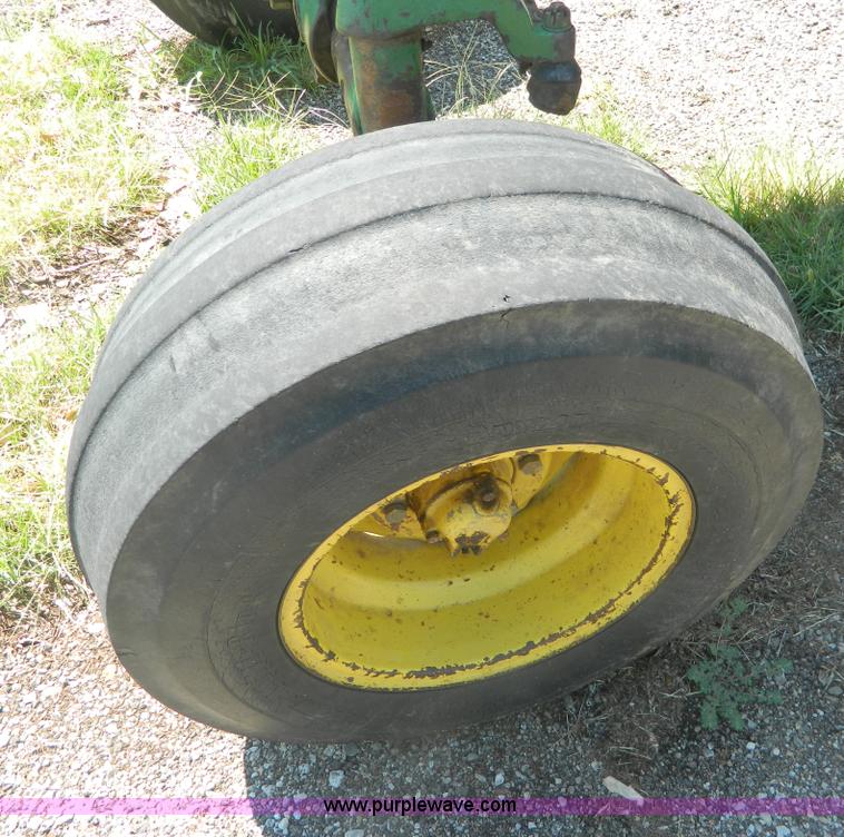 image for item B3822 1970 John Deere 4020 T213P tractor