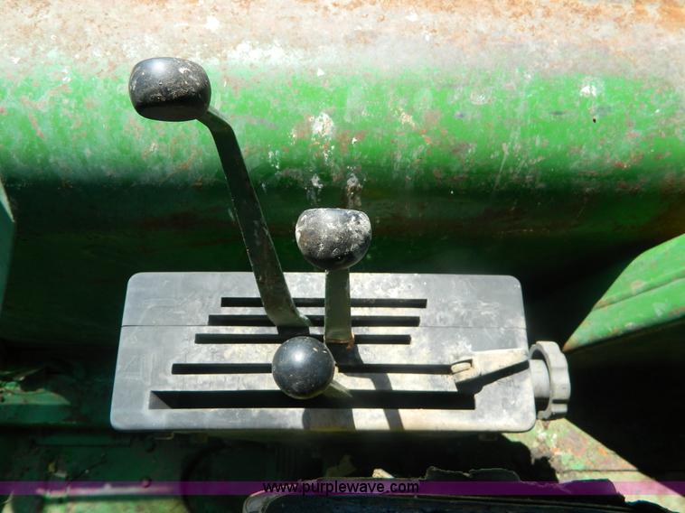 image for item B3822 1970 John Deere 4020 T213P tractor