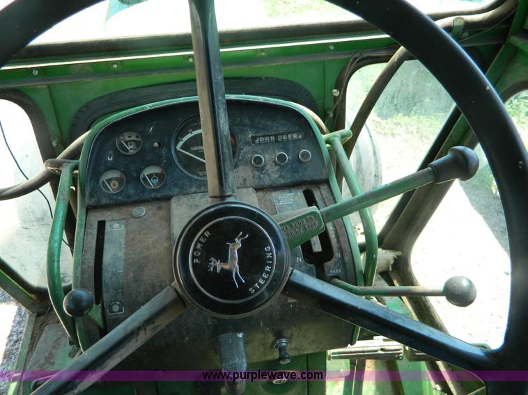 image for item B3822 1970 John Deere 4020 T213P tractor