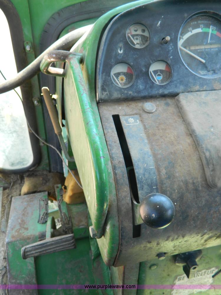 image for item B3822 1970 John Deere 4020 T213P tractor