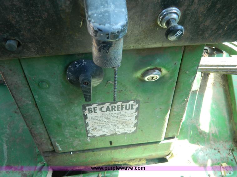 image for item B3822 1970 John Deere 4020 T213P tractor