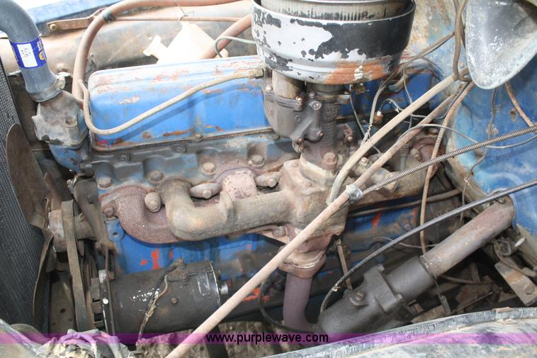 image for item B6651 1948 Chevrolet Thriftmaster grain truck