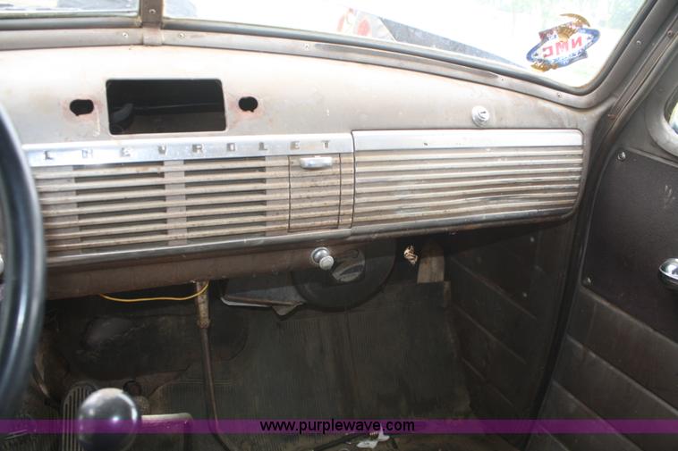 image for item B6651 1948 Chevrolet Thriftmaster grain truck